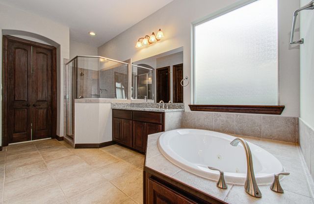 5711 Avon Landing Lane, Sugar Land, TX 77479
