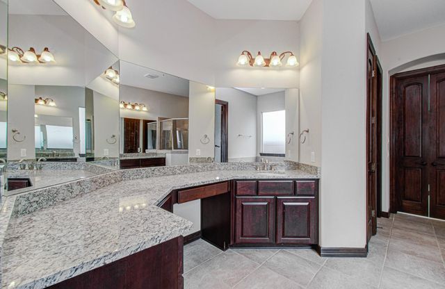 5711 Avon Landing Lane, Sugar Land, TX 77479