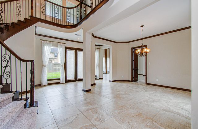 5711 Avon Landing Lane, Sugar Land, TX 77479