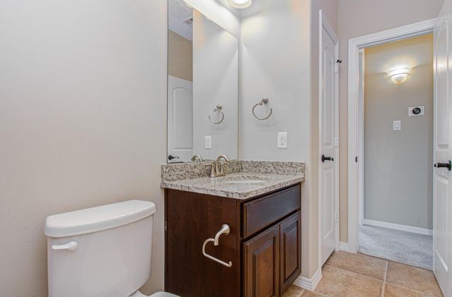 5711 Avon Landing Lane, Sugar Land, TX 77479