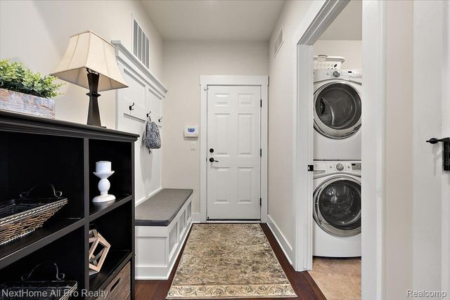 22841 Shepherds Hollow Drive, Lyon Charter Township, MI 48178