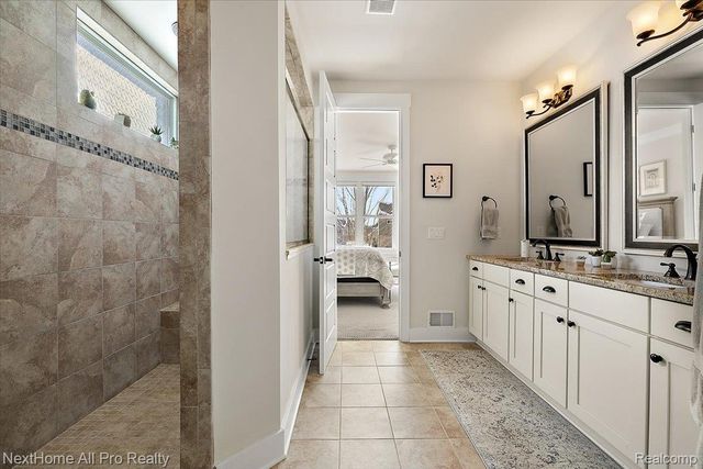 22841 Shepherds Hollow Drive, Lyon Charter Township, MI 48178