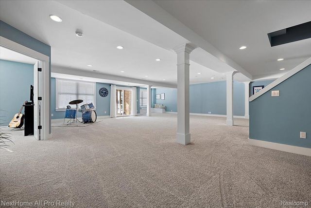 22841 Shepherds Hollow Drive, Lyon Charter Township, MI 48178