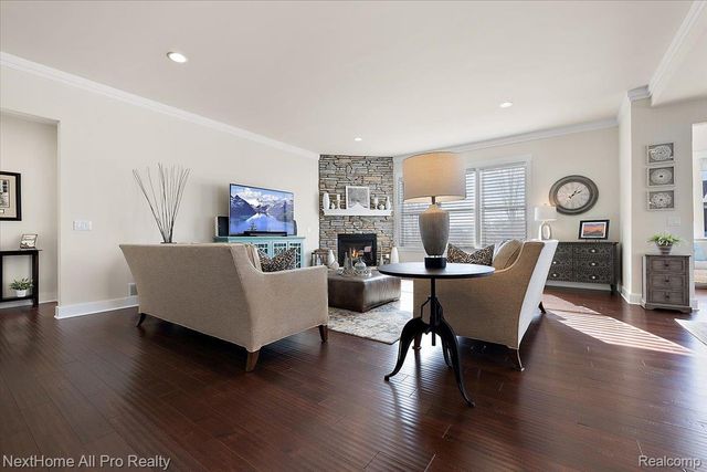 22841 Shepherds Hollow Drive, Lyon Charter Township, MI 48178