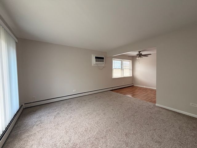 4508 PARK Avenue 3C, Brookfield, IL 60513