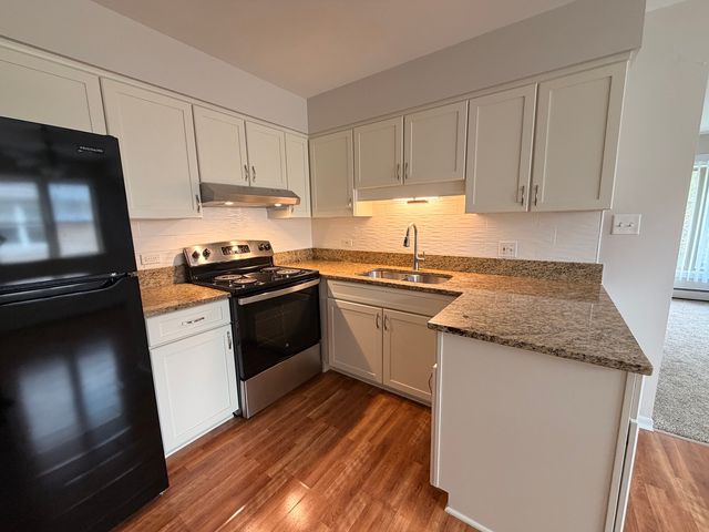 4508 PARK Avenue 3C, Brookfield, IL 60513