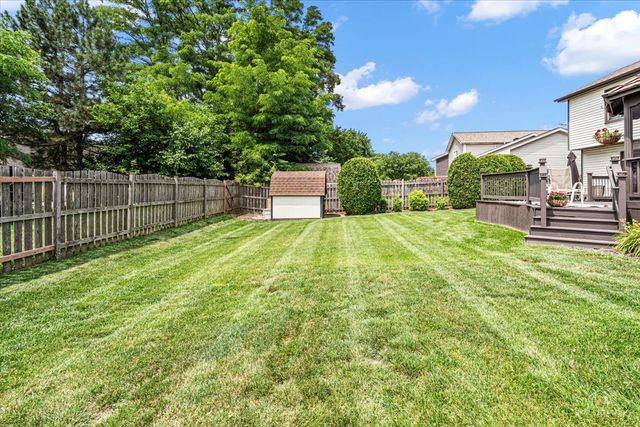 1875 Hawk Lane, Elk Grove Village, IL 60007