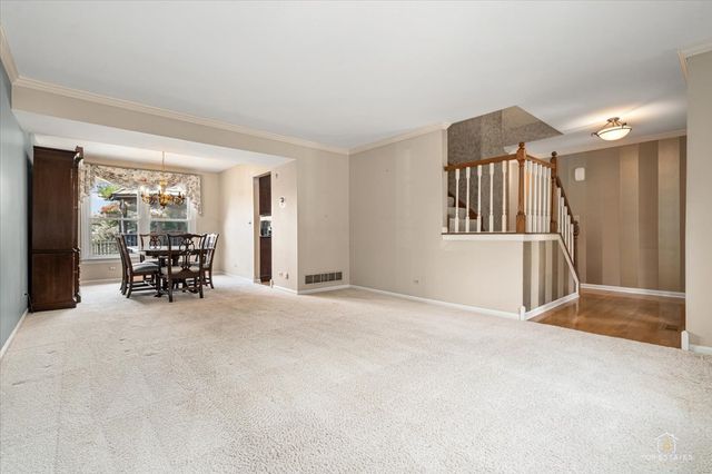 1875 Hawk Lane, Elk Grove Village, IL 60007