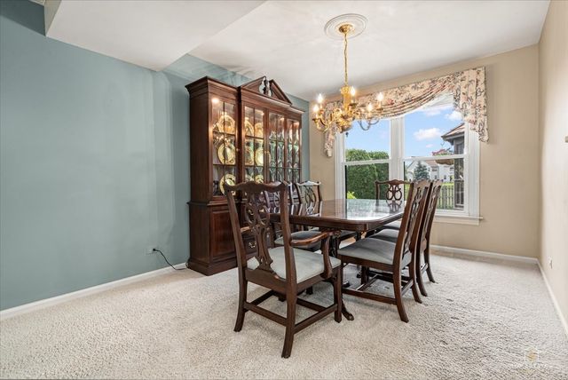 1875 Hawk Lane, Elk Grove Village, IL 60007