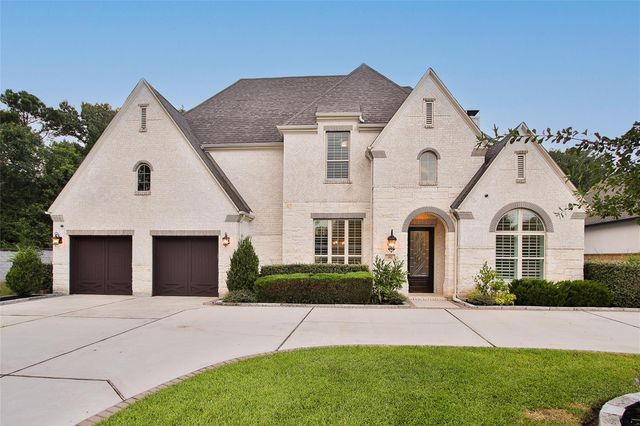 182 Caledonia Circle, Montgomery, TX 77316