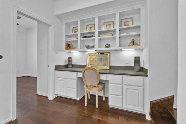 182 Caledonia Circle, Montgomery, TX 77316