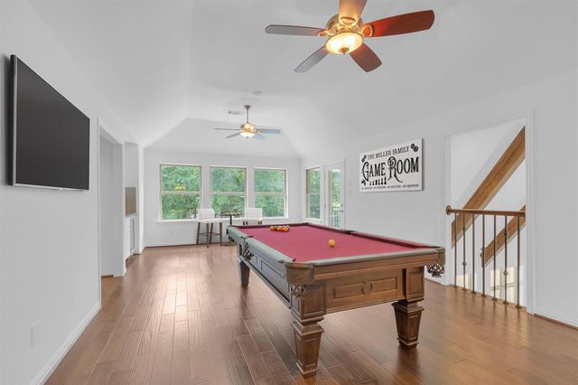 182 Caledonia Circle, Montgomery, TX 77316