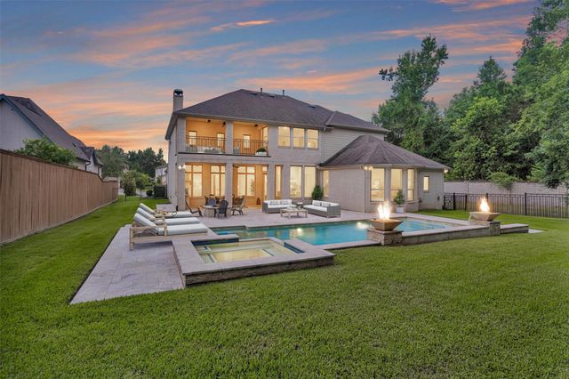 182 Caledonia Circle, Montgomery, TX 77316