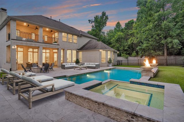 182 Caledonia Circle, Montgomery, TX 77316