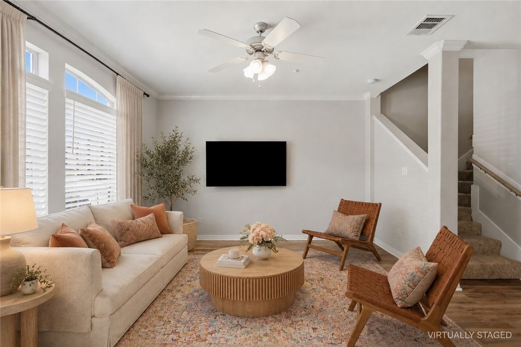 305 Holleman Drive E 1004, College Station, TX 77840 — photo 2