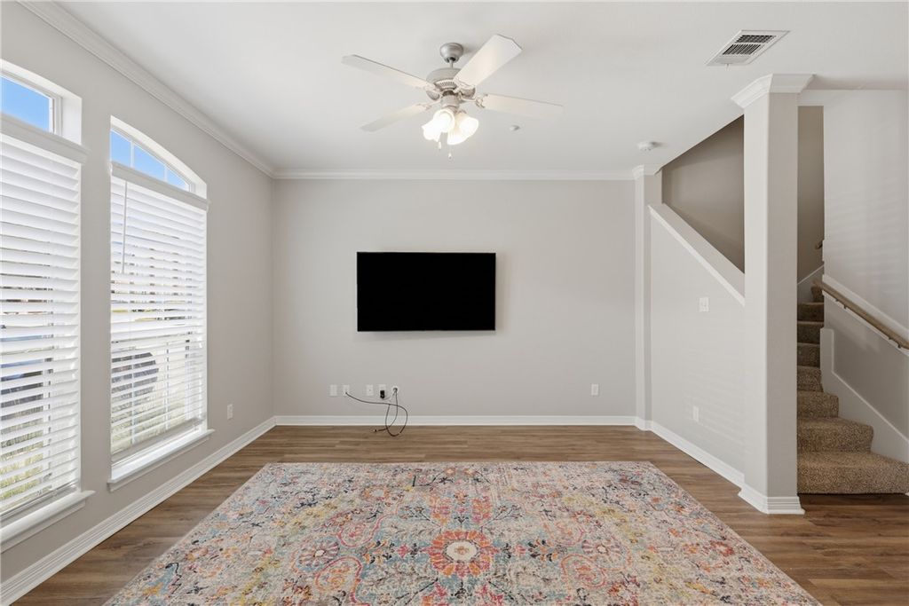 305 Holleman Drive E 1004, College Station, TX 77840 — photo 3