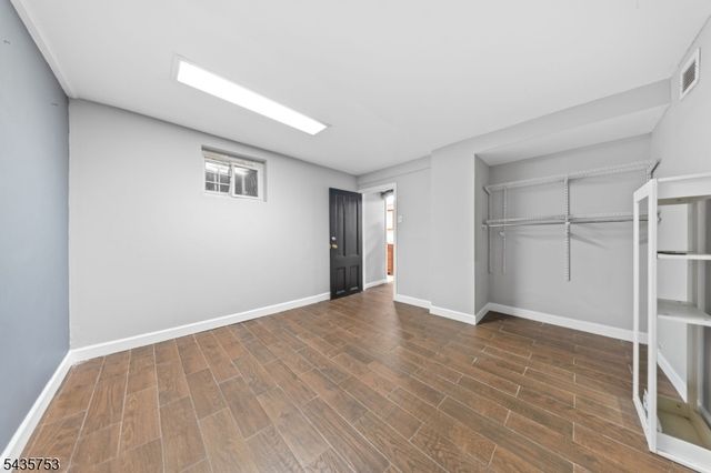 252 Passaic Ave, Hasbrouck Heights Boro, NJ 07604
