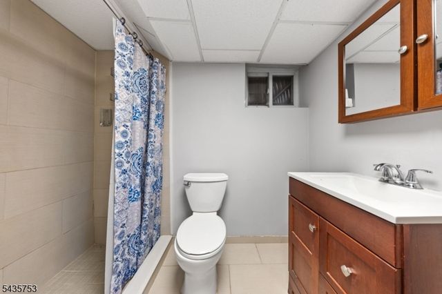 252 Passaic Ave, Hasbrouck Heights Boro, NJ 07604