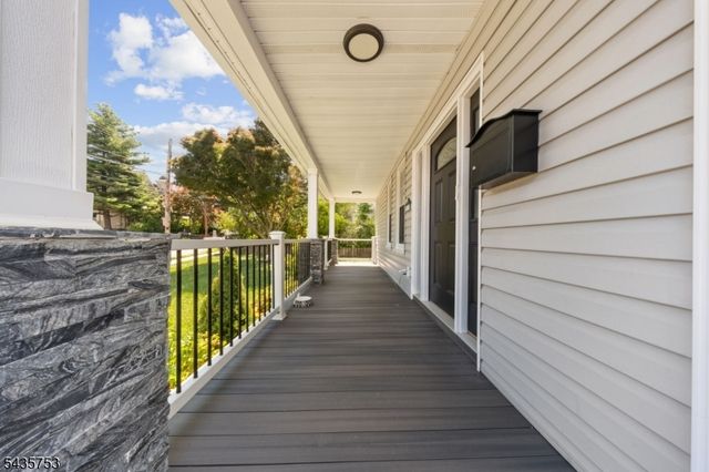 252 Passaic Ave, Hasbrouck Heights Boro, NJ 07604
