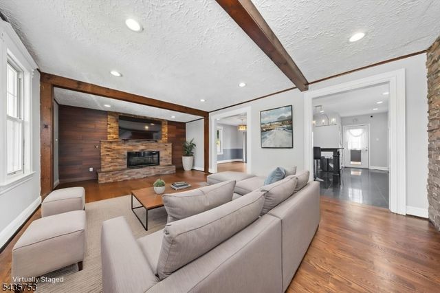 252 Passaic Ave, Hasbrouck Heights Boro, NJ 07604