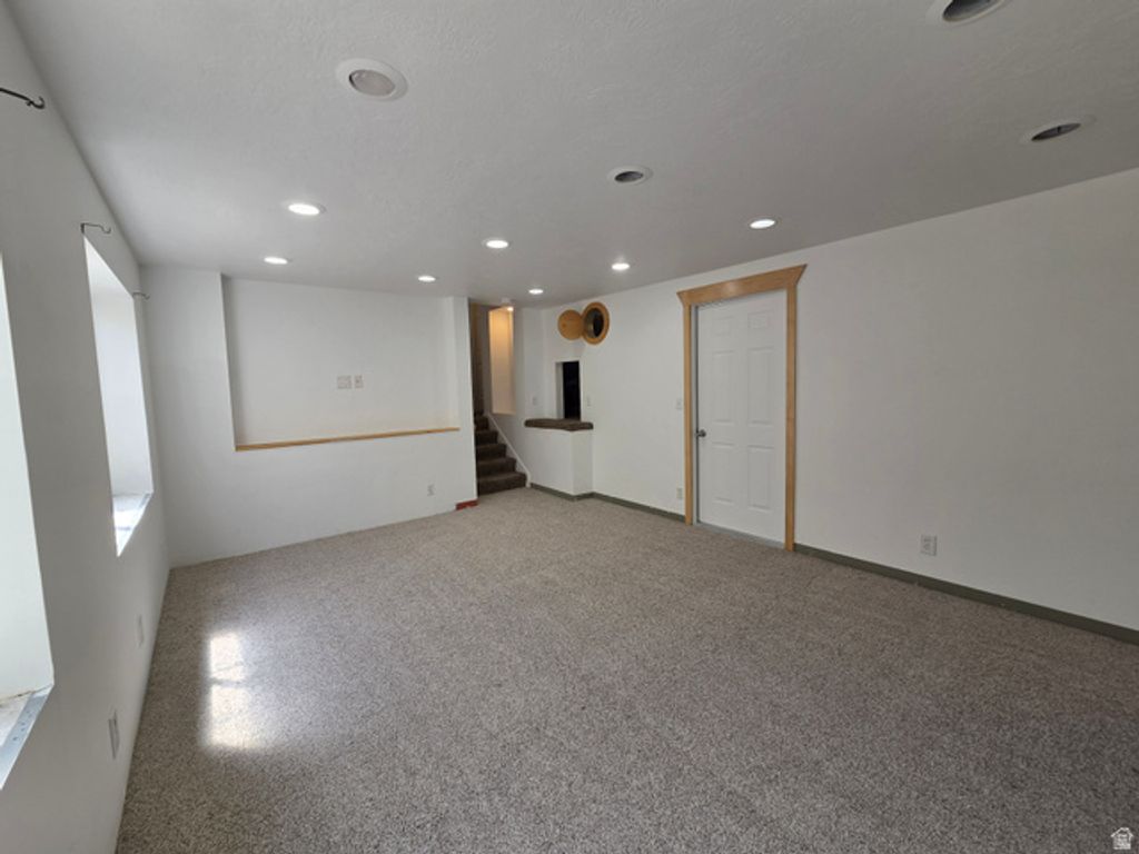 Image 19 of property listing at 1536 N 150 W, Bountiful, UT 84010
