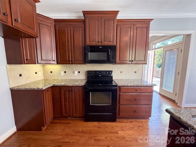 114 Stirling Heights Lane, Fort Mill, SC 29715