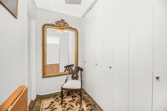 3935 BLACKSTONE Avenue # 4K, New York City, NY 10471