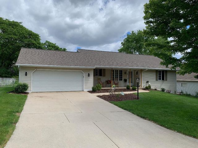 2638 RED FERN LANE, Green Bay, WI 54304