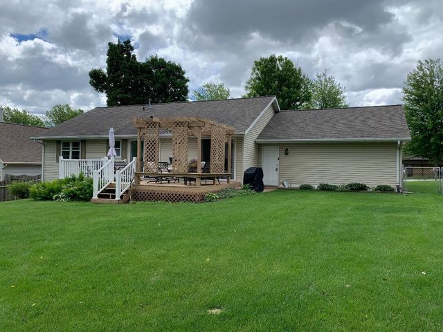 2638 RED FERN LANE, Green Bay, WI 54304