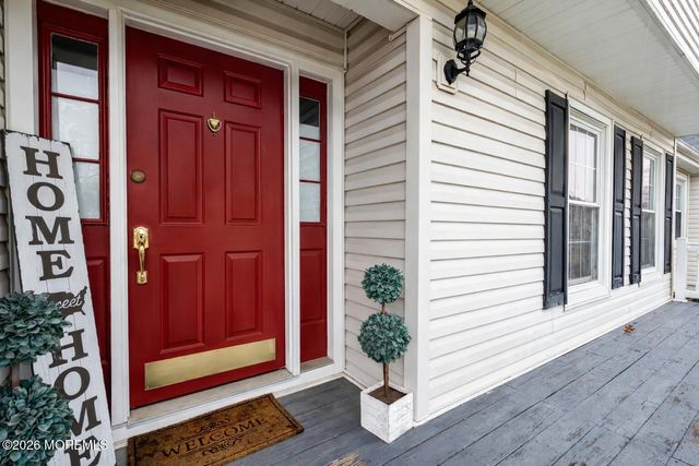 250 Bartley Road, Jackson, NJ 08527