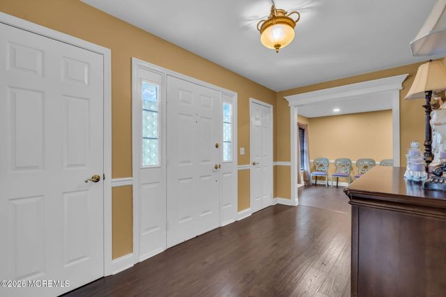 250 Bartley Road, Jackson, NJ 08527