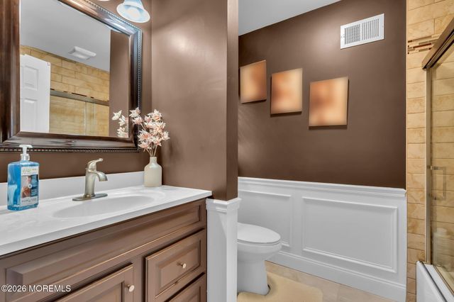 250 Bartley Road, Jackson, NJ 08527