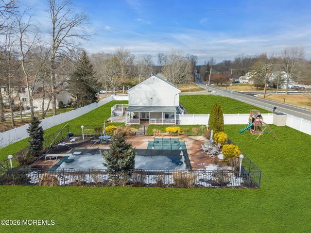250 Bartley Road, Jackson, NJ 08527