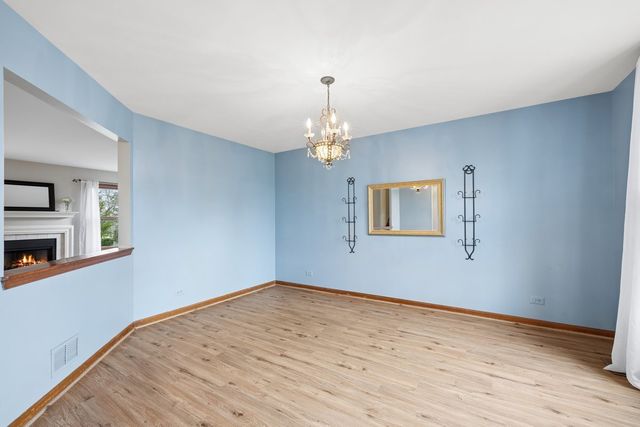 1426 Trailwood Drive, Crystal Lake, IL 60014