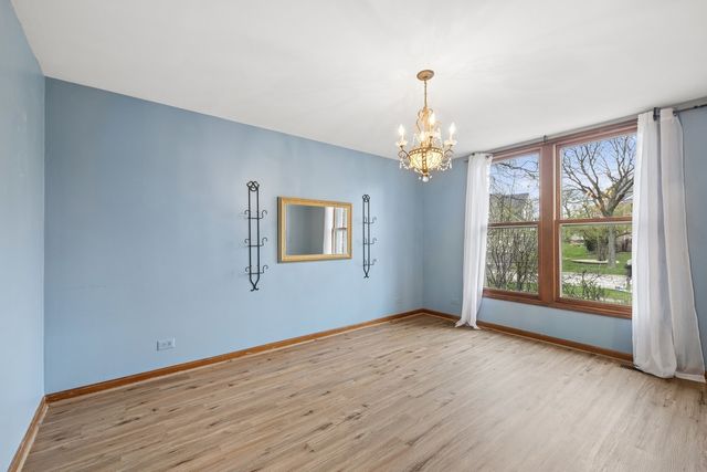 1426 Trailwood Drive, Crystal Lake, IL 60014