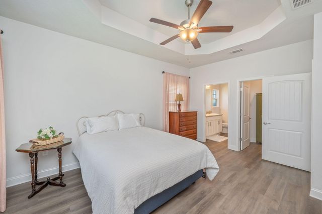 467 Marquis Way, Freeport, FL 32439