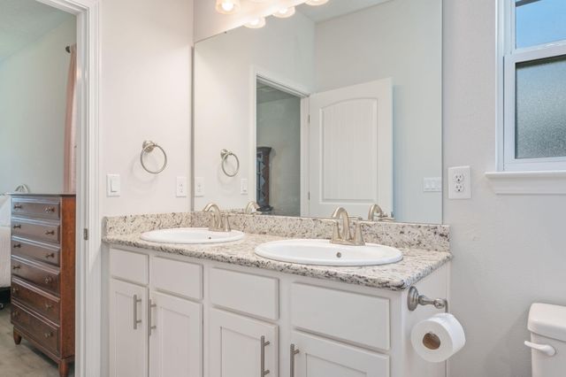 467 Marquis Way, Freeport, FL 32439