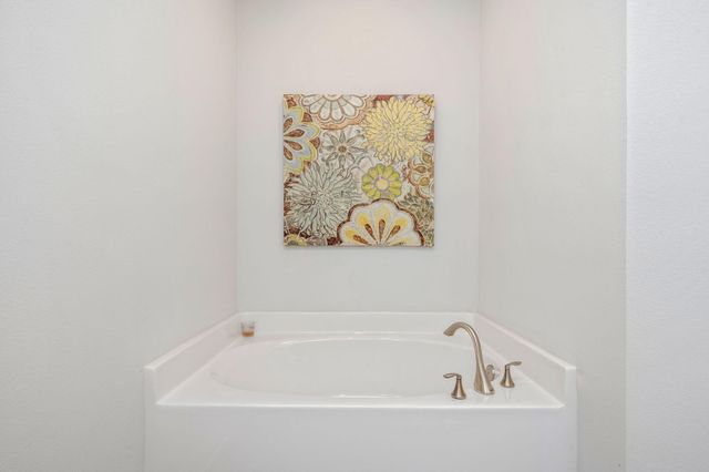 467 Marquis Way, Freeport, FL 32439