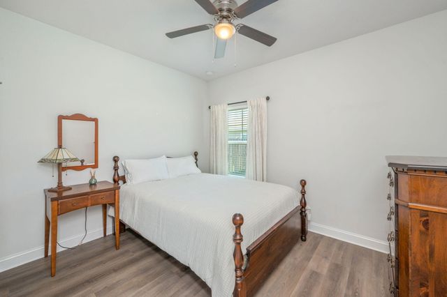 467 Marquis Way, Freeport, FL 32439