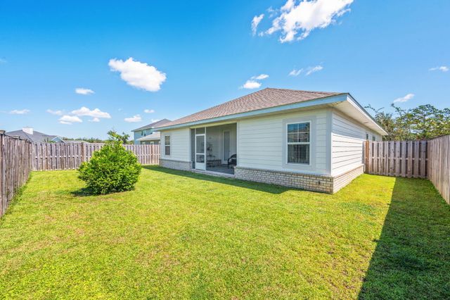 467 Marquis Way, Freeport, FL 32439