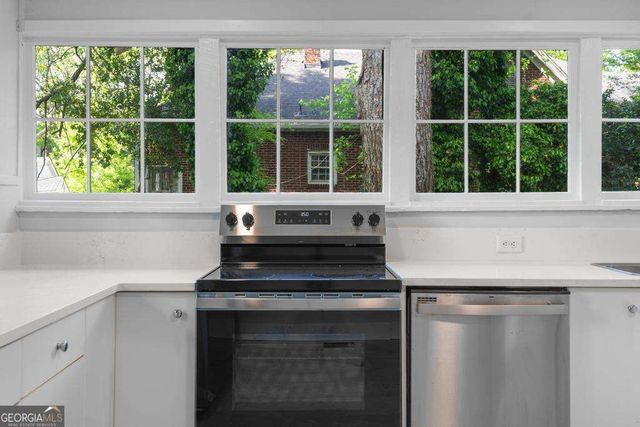 302 Murray Hill Avenue NE, Atlanta, GA 30317