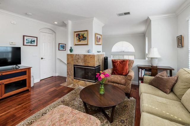 3816 Mykonos Lane 3, San Diego, CA 92130