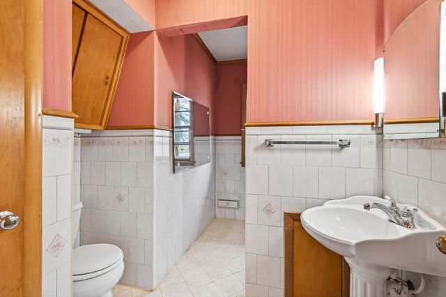 408 5th Street NW, Montgomery, MN 56069