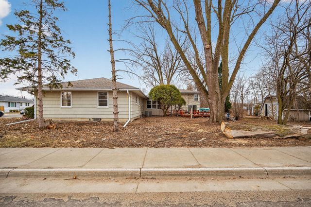 408 5th Street NW, Montgomery, MN 56069