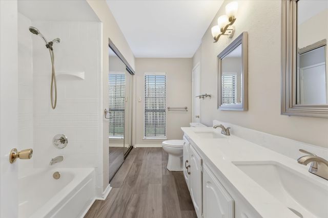 8 Hawthorne Circle, Allen, TX 75002