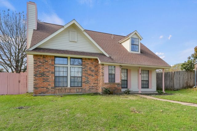 8 Hawthorne Circle, Allen, TX 75002
