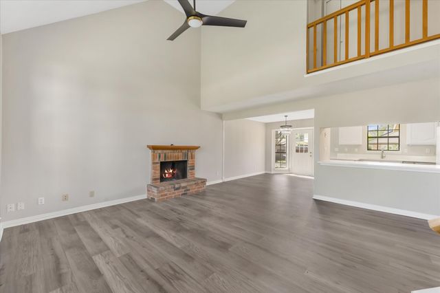 8 Hawthorne Circle, Allen, TX 75002