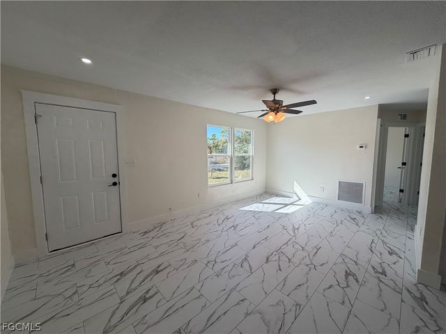27160 Chula Vista DR, Punta Gorda, FL 33955