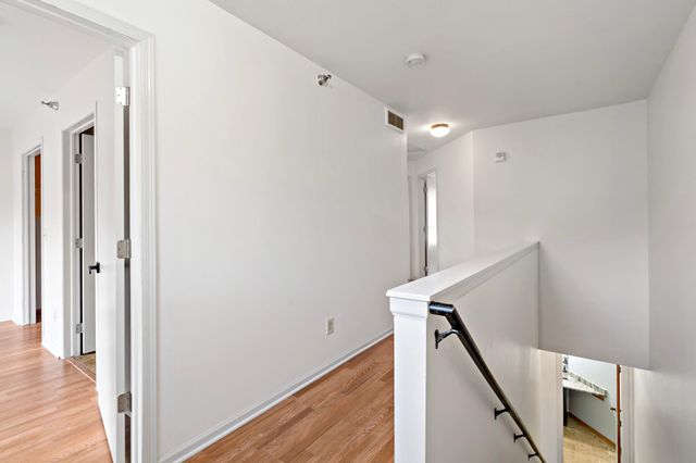 2402 16th Avenue S, Minneapolis, MN 55404