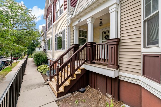 2402 16th Avenue S, Minneapolis, MN 55404